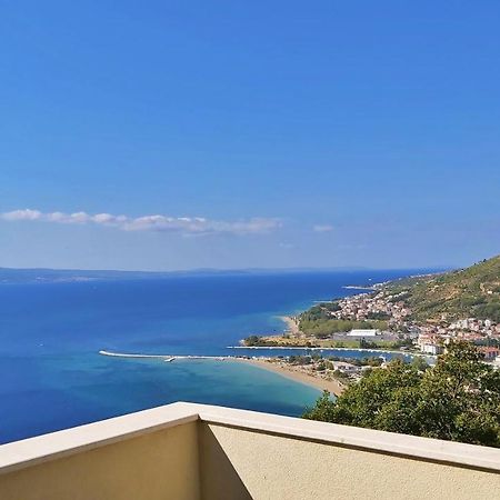 Apartments Borak Omis Luaran gambar