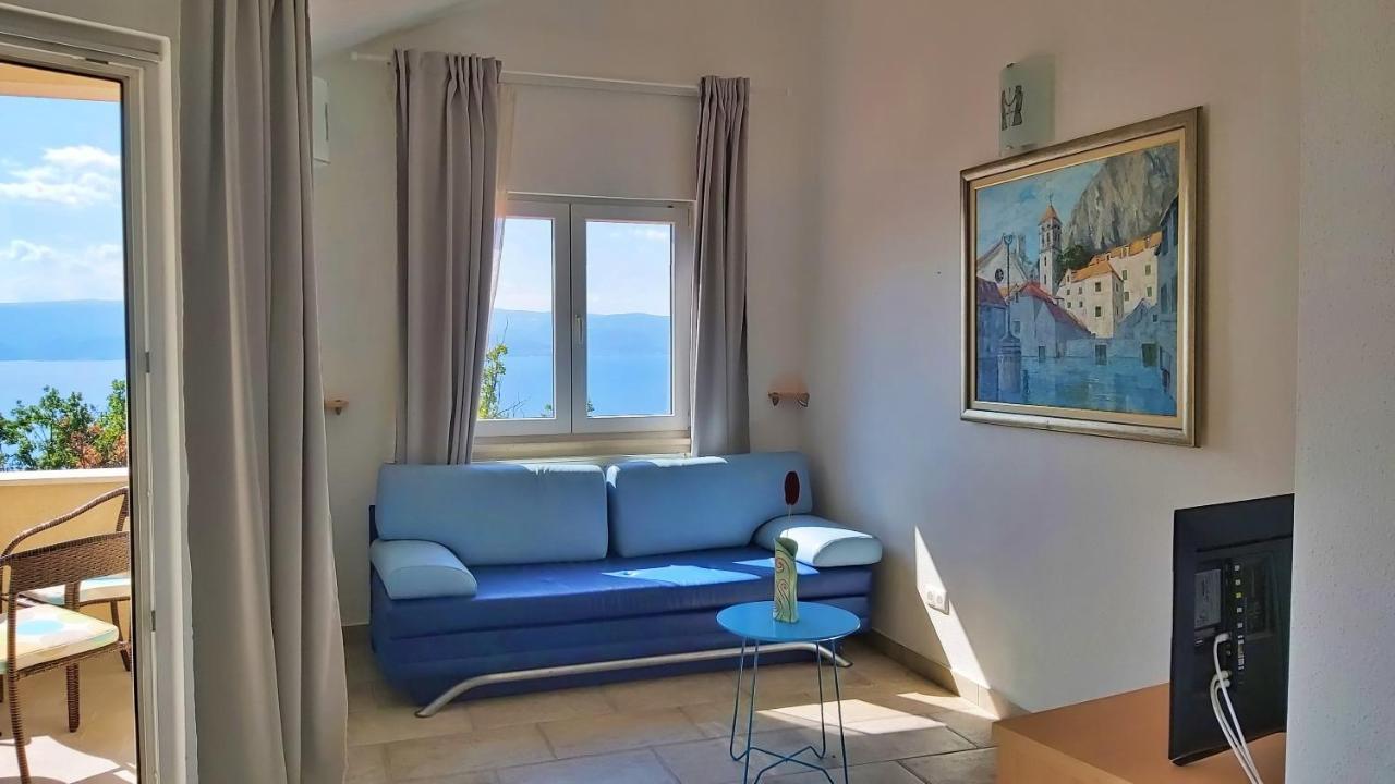 Apartments Borak Omis Luaran gambar