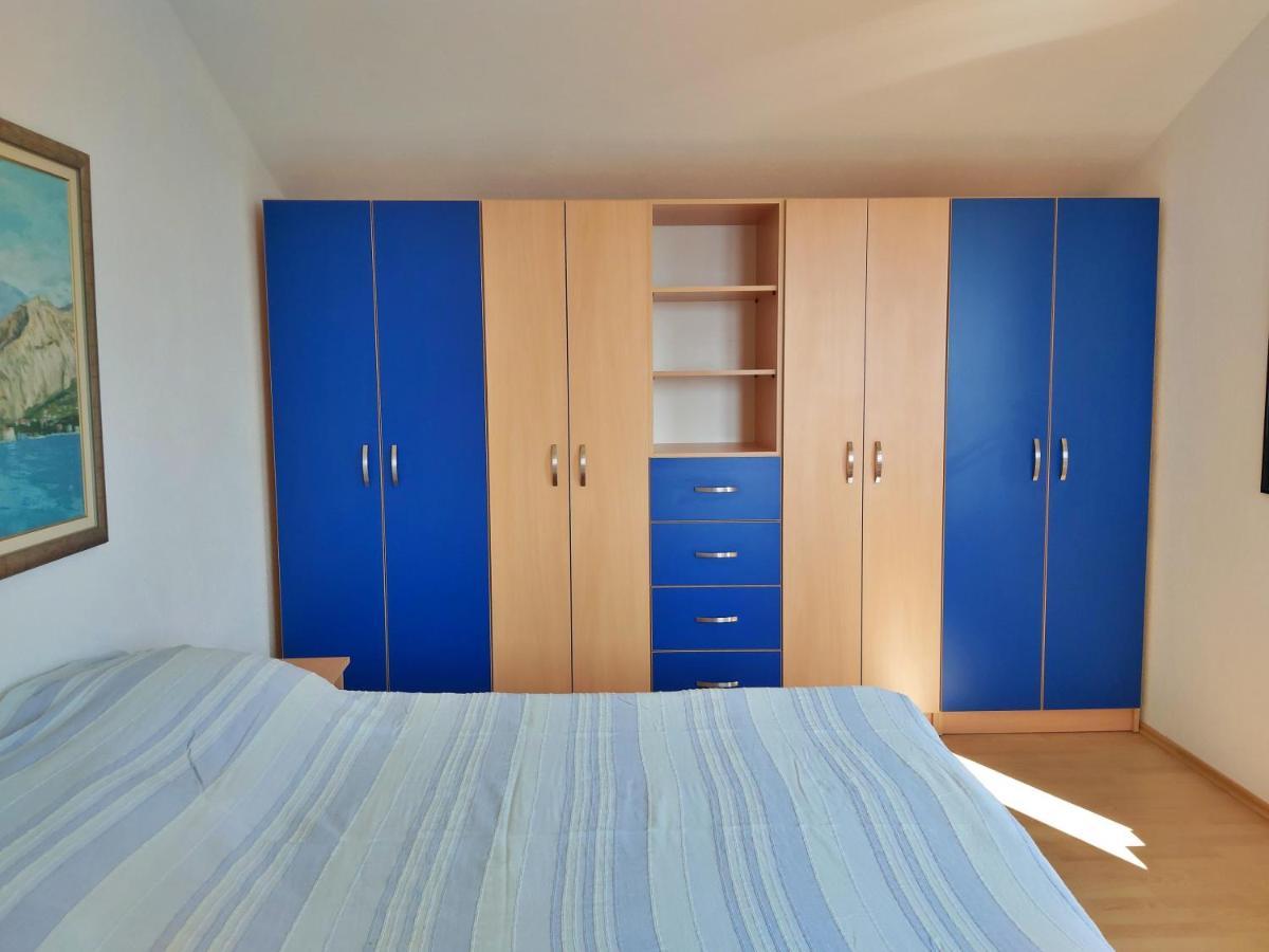 Apartments Borak Omis Luaran gambar