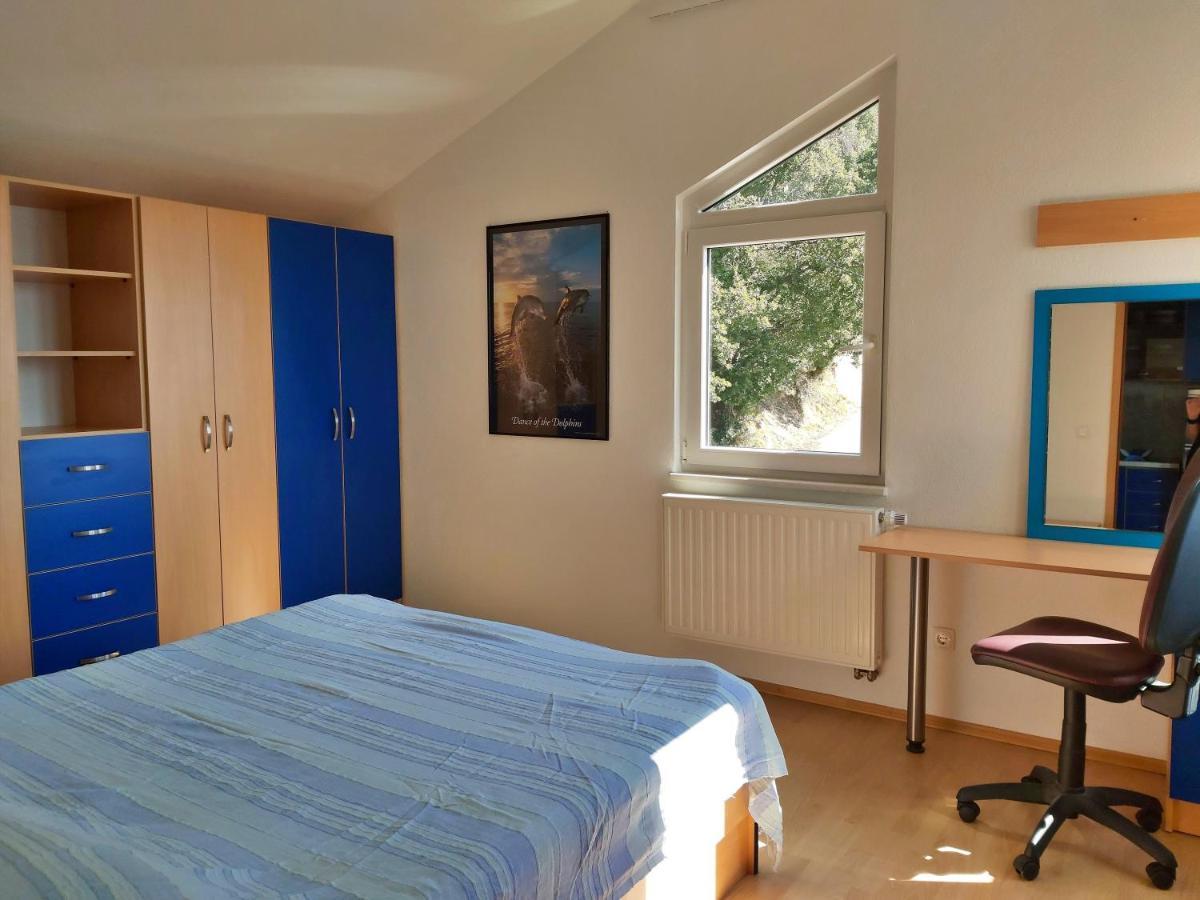 Apartments Borak Omis Luaran gambar